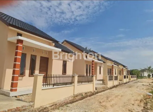 image RUMAH CANTIK ASRI DI JL SEROJA (2)