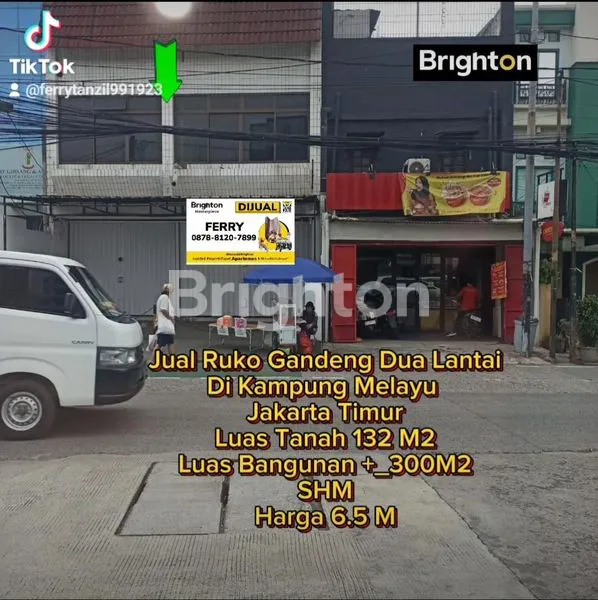 RUKO GANDENG DUA LANTAI DI KAMPUNG MELAYU