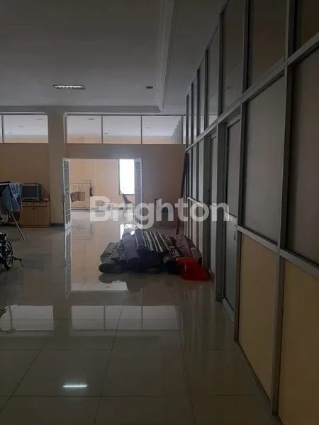 image RUKO 6 LANTAI SANGAT STRATEGIS (5)