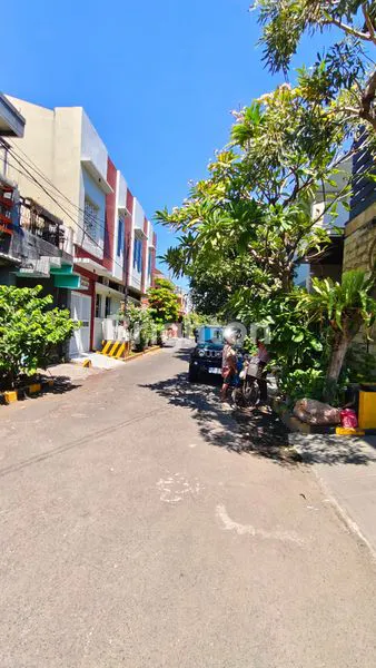 image RUMAH 2LANTAI DEKAT KAMPUS UNTAG, PERUMAHAN SEMOLOWARU INDAH, SUKO SEMOLO, SURABAYA (6)