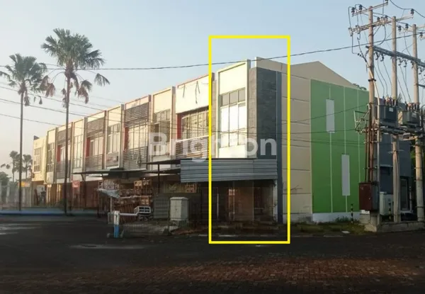 image SIAP PAKAI RUKO 2 LANTAI BENOWO SURABAYA BARAT DEKAT CITRALAND UTARA (2)