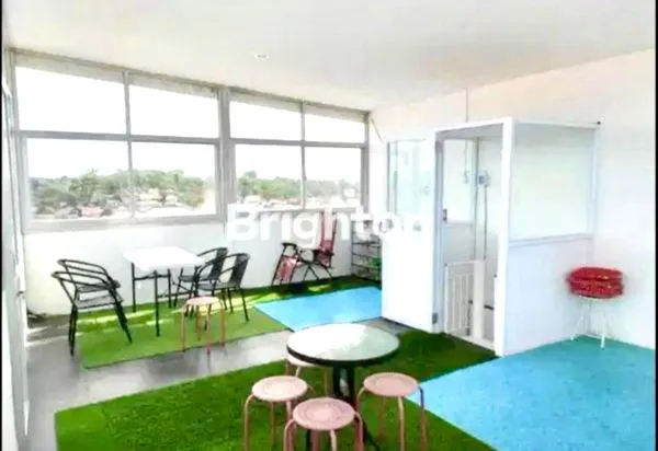 image RUMAH CANTIK DUA LANTAI (1)