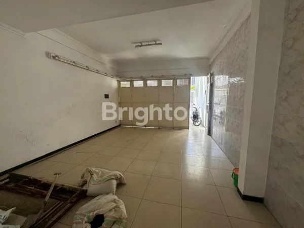 image RUMAH BARU RENOVASI SIAP HUNI MURAH ROW SUPER LEBAR DEKAT GALAXY MALL DHARMAHUSADA MEGAH PERMAI (1)