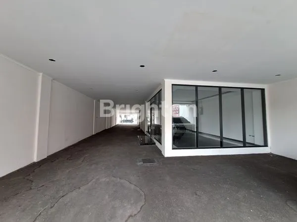 image GEDUNG KANTOR 4 LANTAI DI JATINEGARA BARAT (5)