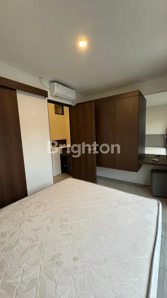 image RUMAH FULL FURNISHED DI BSD (3)