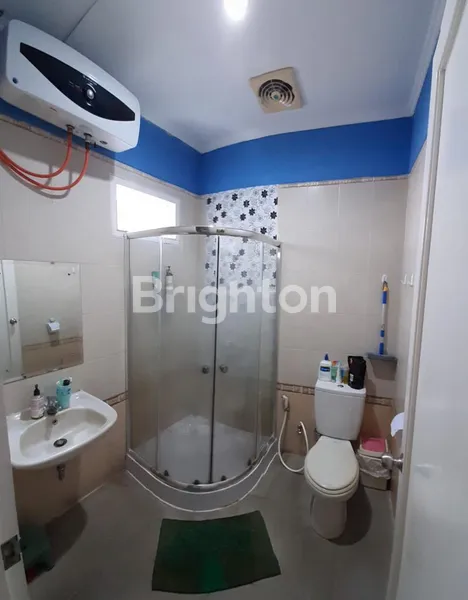 image RUMAH 2 LANTAI DI GADING SERPONG (8)