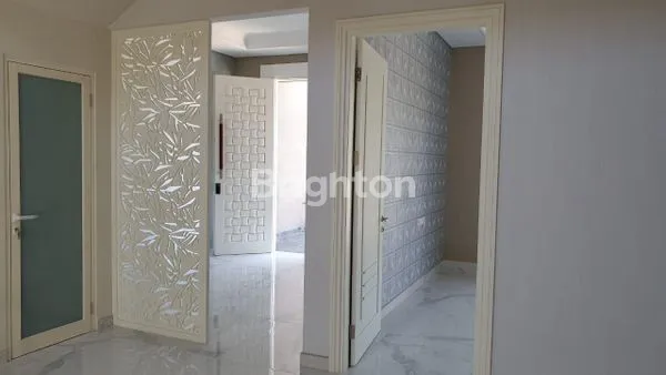 image RUMAH VILLA TAMAN TELAGA CITRALAND MINIMALIS MODERN (1)