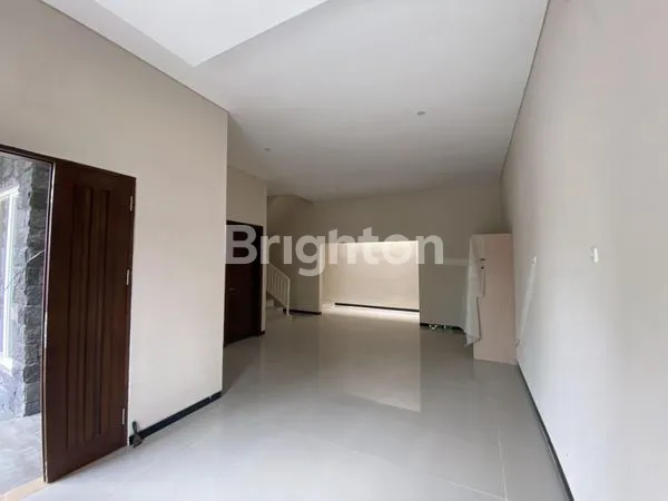 image RUMAH SELANGKAH RAYA MERR RUNGKUT HARAPAN DEKAT RUNGKUT ASRI MAPAN TENGGILIS KENDANGSARI PURIMAS PONDOK TJANDRA (5)