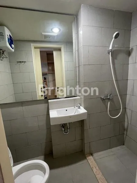 image APARTEMEN AMOR STUDIO FULL FURNISH BARU GRESS (3)