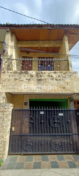 RUMAH LUAS 2 LANTAI DI PUSAT KOTA DAERAH TEUKU UMAR