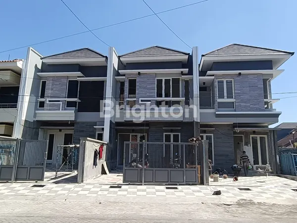 image JEMURSARI BARU GRESS 2 LANTAI SIAP KPR DEKAT RAYA PRAPEN, UBAYA (1)