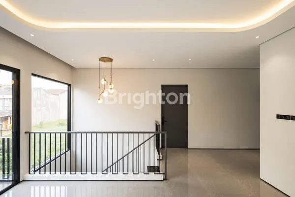 image TURUN HARGA! RUMAH BANGUNAN MANDIRI BRAND NEW CONTEMPORARY TROPICAL DESIGN DI BSD CITY (5)
