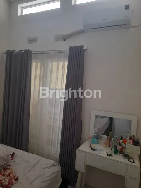 image PERUMAHAN D PREMIER,2 MENIT DARI KEPANJEN. (2)