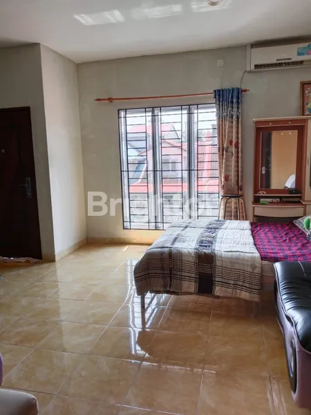 image RUMAH MEWAH DI KOTA BATAM (2)