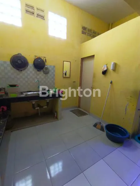 image RUMAH PETAK DALAM KOMPLEK PASAR IV INDAH (6)