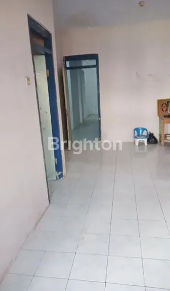 image DIJUAL RUMAH DENGAN ROW JALAN 2 MOBIL (2)