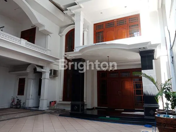 image RUMAH LUAS DAN STRATEGIS (2)