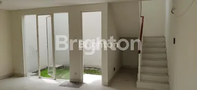 image RUMAH BARU 2 LT SIAP HUNI NOMER PILIHAN NEW GRAND PAKUWON ADELAIDE (2)