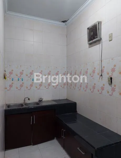 image SIAP HUNI TOWN HOUSE 2  1/2 TINGKAT (7)