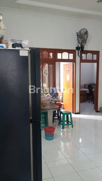 image RUMAH USAHA 2 LT DI PENJARINGAN SARI (6)