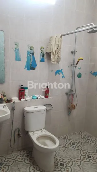 image RUMAH USAHA 2 LT DI PENJARINGAN SARI (8)