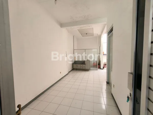 image RUMAH RAPI SIAP HUNI PERUMAHAN GEDANGAN SOLO BARU (3)