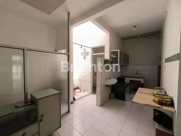 image RUMAH RAPI SIAP HUNI PERUMAHAN GEDANGAN SOLO BARU (4)