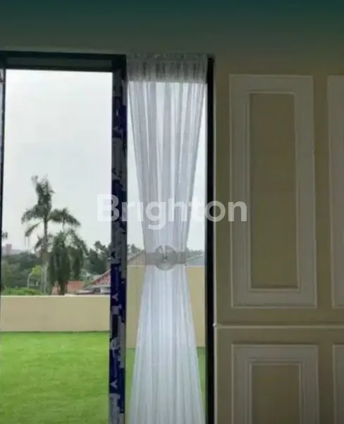 image RUMAH BESAR MEWAH ANGGREK LOKA BSD (4)