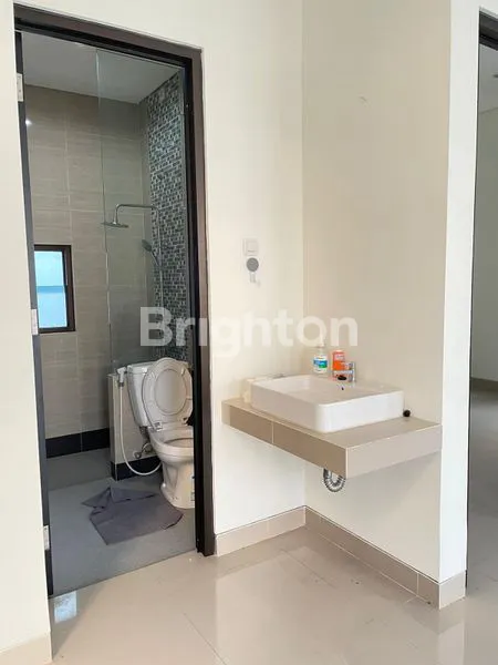 image RUMAH 2 LANTAI CLUSTER ELIT COLOMADU (6)