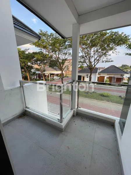 image RUMAH 2 LANTAI CLUSTER ELIT COLOMADU (8)