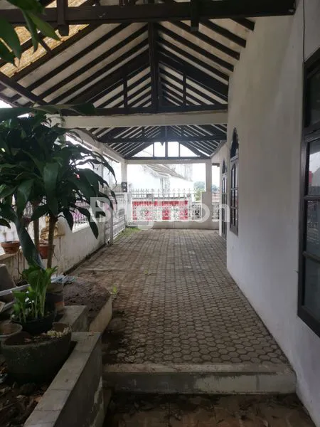 image RUMAH LUAS KOMPLEKS PASIR LUYUNG PADASUKA KODYA BANDUNG (1)