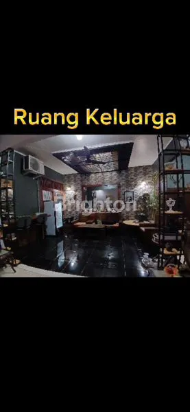 image RUMAH CANTIK YANG STRATEGIS (3)