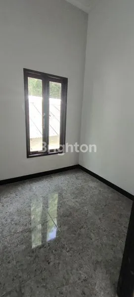 image RUMAH BARU 2 LANTAI (7)