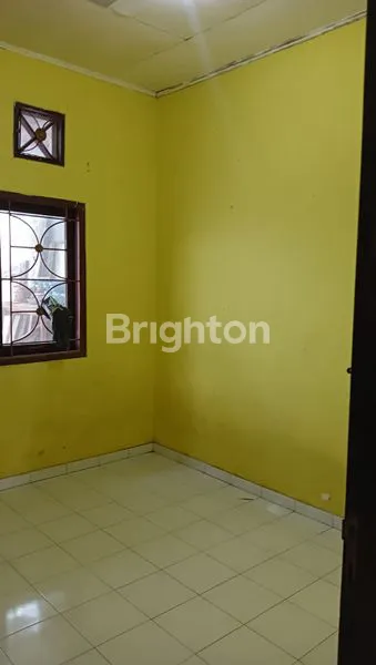 image RUMAH DIJUAL DI PERUMAHAN BUMI SEMPAJA (3)
