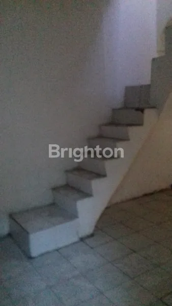 image RUMAH COCOK UNTUK KOS DI SIWALANKERTO PERMAI, SURABAYA (2)