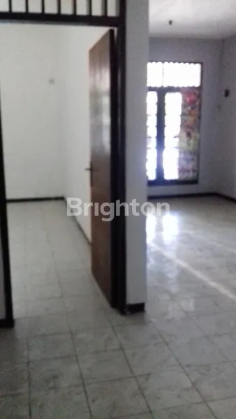 image RUMAH COCOK UNTUK KOS DI SIWALANKERTO PERMAI, SURABAYA (6)