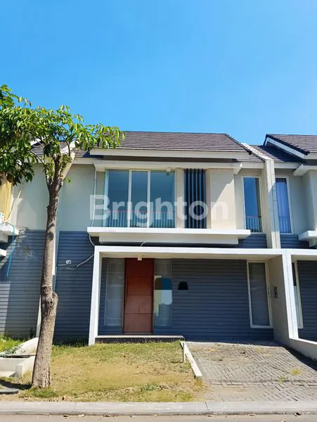 image NORTHWEST CITRALAND SIAP HUNI BAGUS SELANGKAH DARI GATE MASUK (1)