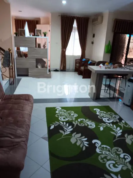 image TURUN HARGA RUMAH 2 LANTAI BERSIH TERAWAT FULL FURNISH  DALAM CLUSTER DI PERUMAHAN BALIKPAPAN BARU (3)