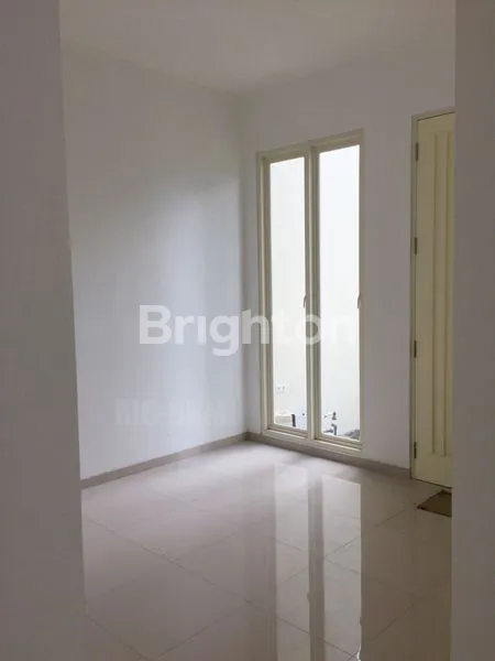 image RUMAH BARU 2LANTAI GAYUNGSARI SURABAYA (5)