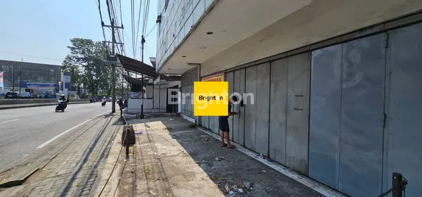 image RUKO STRATEGIS, 2 LANTAI,SIAP PAKAI DEKAT PASAR TRADISIONAL DI UNGARAN BARAT (2)