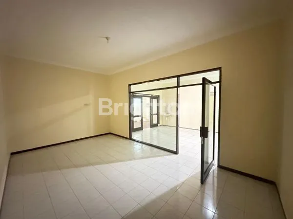 image RUMAH LUAS 1 LANTAI HABIS RENOV COCOK UNTUK KANTOR ATAU RUMAH TINGGAL (5)