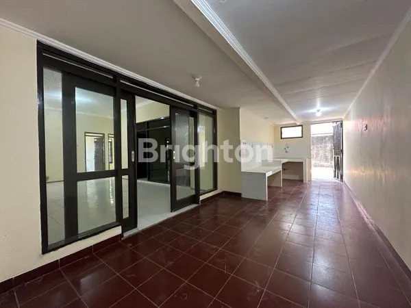 image RUMAH LUAS 1 LANTAI HABIS RENOV COCOK UNTUK KANTOR ATAU RUMAH TINGGAL (6)