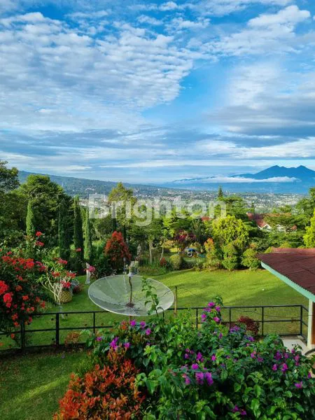 image VILLA DENGAN VIEW SPEKTAKULER (3)