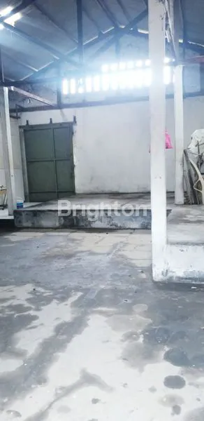 image DIJUAL GUDANG PLUS KONTRAKAN JAKARTA BARAT (7)