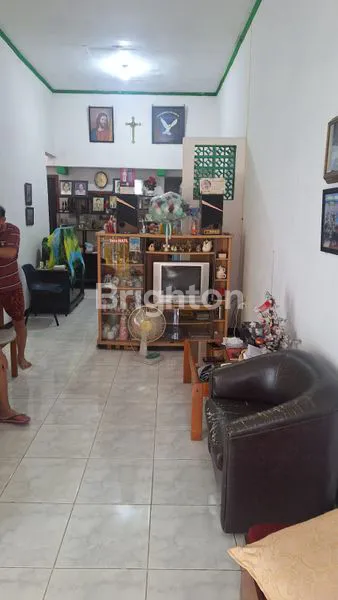 image RUMAH TERAWAT DI SUTOREJO INDAH (2)