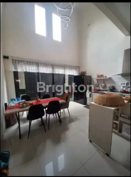 image RUMAH BESERTA ISINYA SERPONG PARK 2 LANTAI (3)