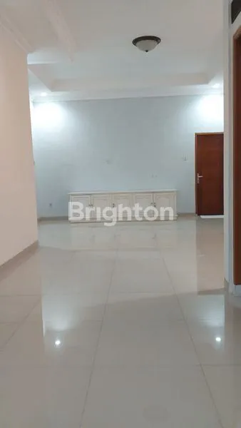 image RUMAH MEWAH GRANIT DI TAMAN GALAXY, LT 315M² (4)