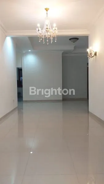 image RUMAH MEWAH GRANIT DI TAMAN GALAXY, LT 315M² (5)