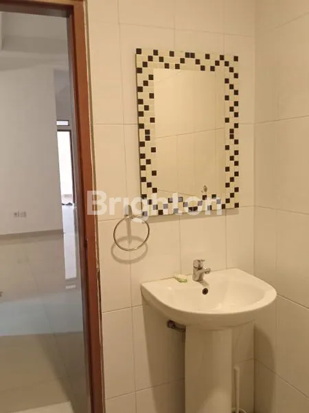 image RUMAH MEWAH GRANIT DI TAMAN GALAXY, LT 315M² (7)