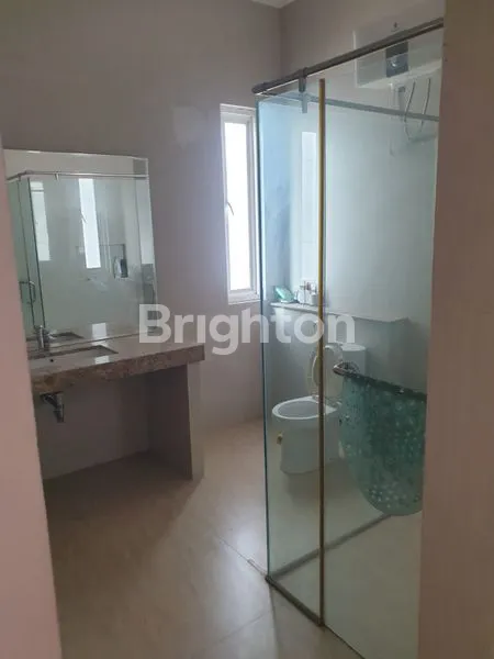 image RUMAH 2 LT FULL FURNISH DI GRAHA SUKOLILO REGENCY SURABAYA DEKAT MERR DAN OERR (4)